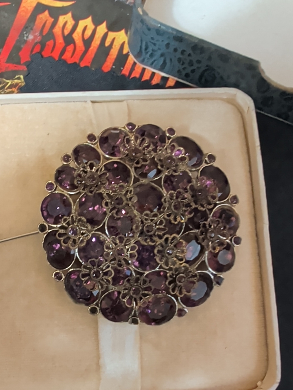 VTG 1950s Amethyst Purple Rhinestone Domed Filigree Brooch Pin W/ Original Box